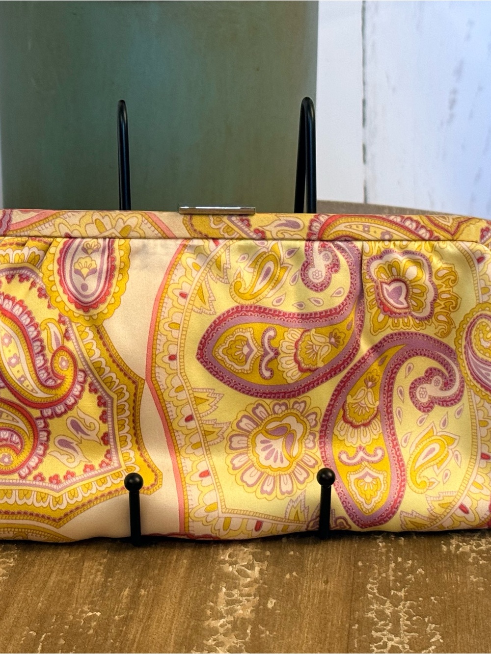 Vintage Banana Republic 100% Silk Pastel Paisley Frame Clutch